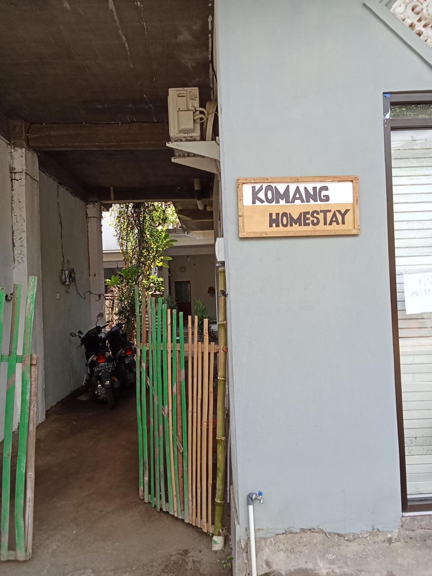 Komang Homestay Амед Екстер'єр фото